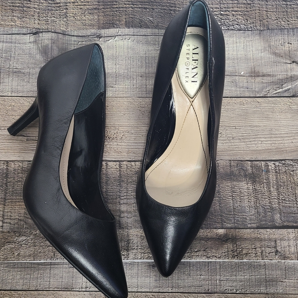 Alfani  women's Step 'N Flex Jeules Pumps Black
